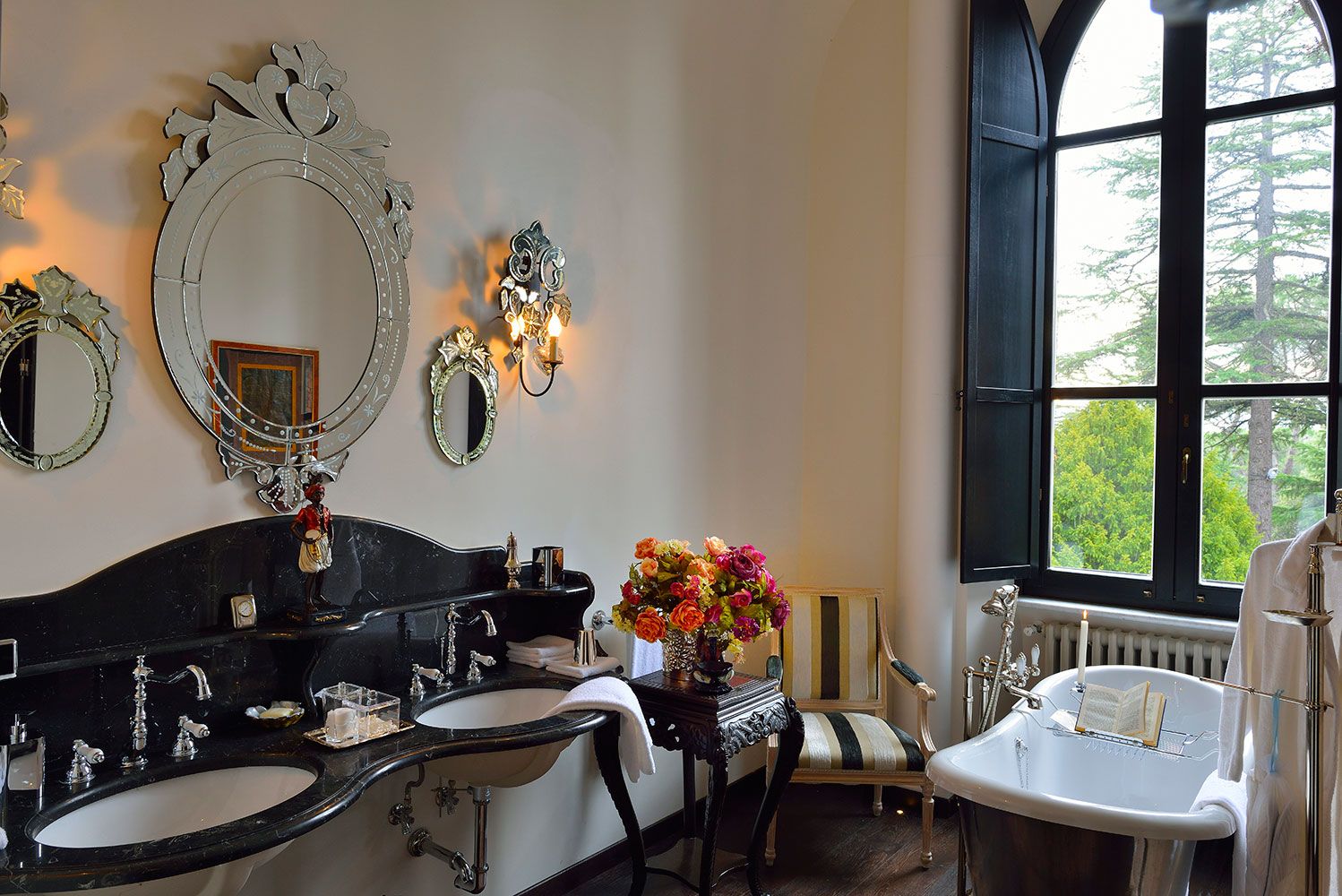 Parco Del Principe Honeymoon Suite